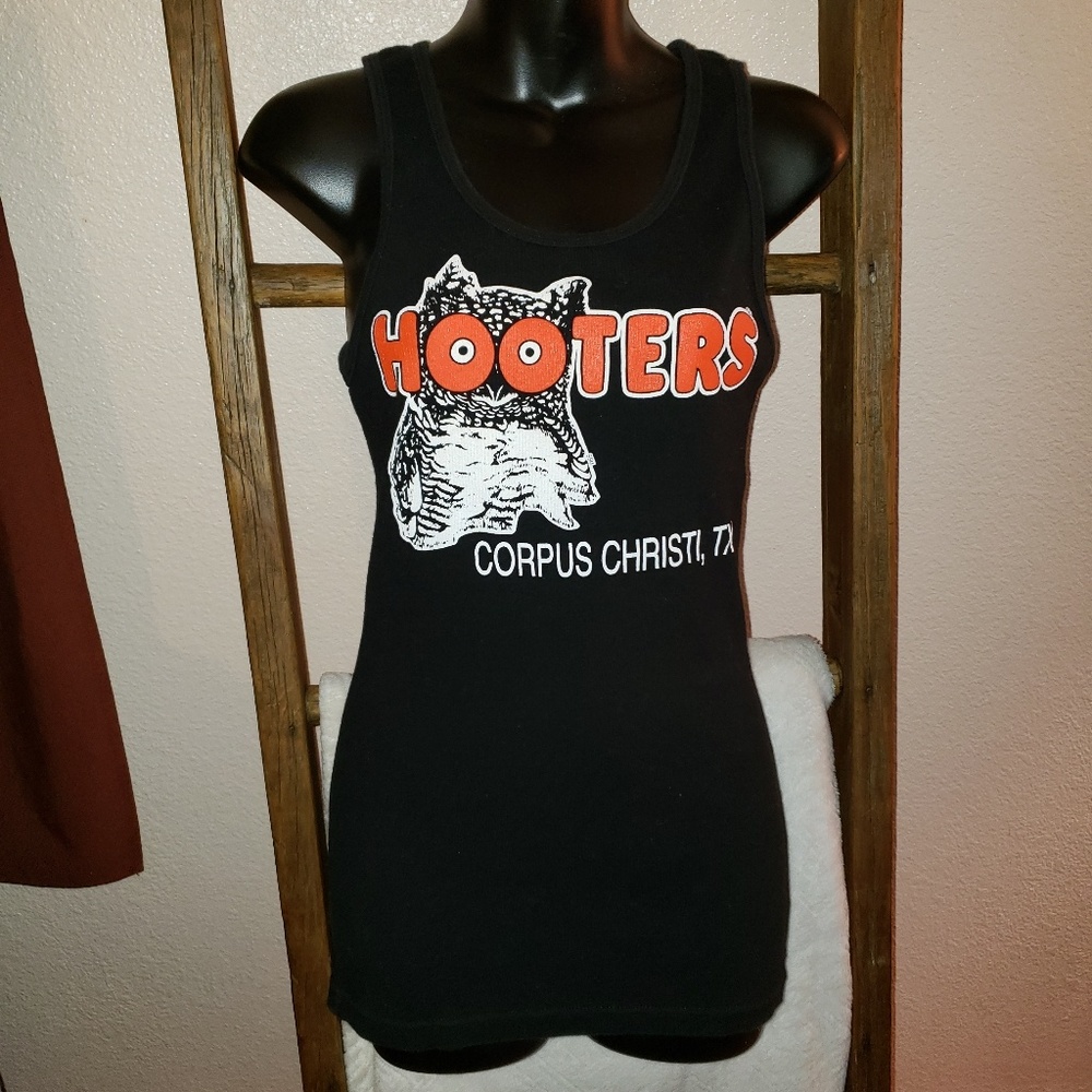 ⚡3 for $6. Hooters Tank